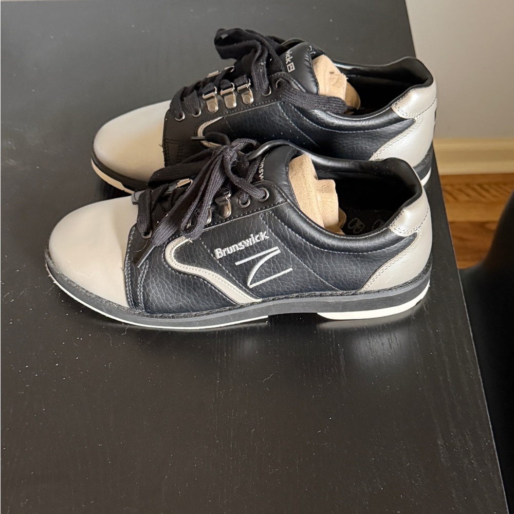 Brunswick  Bowling shoes men 8